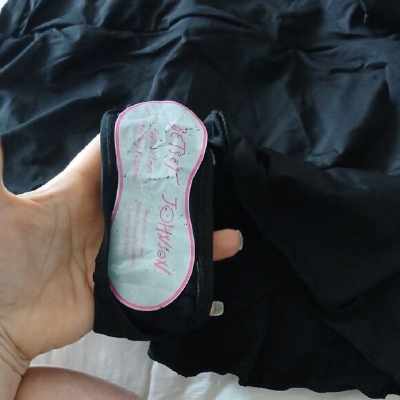 Black Swimsuit with Skirt Overlay - Picture 5 of 6